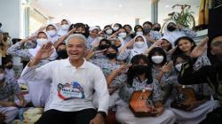 Ratusan Siswa SMPN 1 Surakarta Belajar Pancasila ke Gubernur Jateng