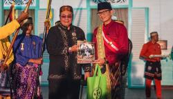 Sandiaga Uno Dianugerahi Gelar Pangeran oleh Kerajaan Mempawah