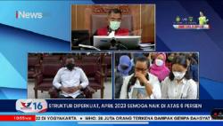 Ibu Brigadir J Menangis saat Hakim Bacakan Pertimbangan Vonis Ferdy Sambo