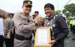 Bantu Polisi Ungkap Identitas Pembunuh Cici, Warga Sukabumi Diberi Penghargaan