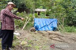 Tanah Ambles di Bangunjiwo Bantul Ancam 4 Rumah Warga