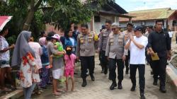 Kapolda Sulut Minta Masyarakat Tetap Peduli Korban Banjir Manado 