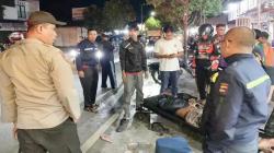 Mengamuk Bawa Senjata Tajam, Pria Mabuk di Banjabaru Ditangkap Polisi<
