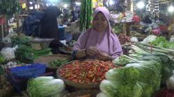 Harga Cabai Rawit Merah di Pasar Tradisional Purwakarta Semakin Pedas<