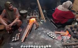 Mengintip Tempat Produksi Pindang Teri Goleng di Pemalang, Diolah dengan Cara Jadul<