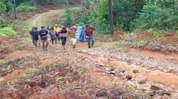 Heboh Warga Sakit Ditandu 5 Km di Lebak Banten, Ini Penampakannya