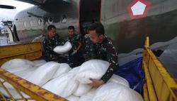 Kendalikan Hujan Ekstrem, BNPB Sebar 1,6 Ton Garam di Langit Jabar