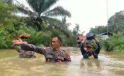 Banjir di Bengkayang Kalbar Belum Surut, 4.874 Warga di 13 Desa Terdampak