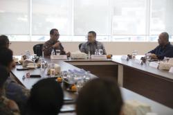 Bertemu Menhub, HT Siap Dukung Kelancaran Arus Mudik Lebaran 2023  