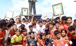 Keren, Sekolah Olahraga di Pati Ini Bangun 7 Lapangan Bola Sejajar Pertama di Indonesia