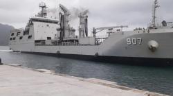 2 Kapal Perang TNI AL Kirim Bantuan ke Korban Longsor Pulau Serasan Natuna