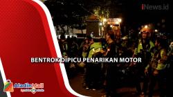 Ngeri!  9 Orang Luka saat Bentrok Debt Collector vs Ojol di Bandung