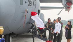 Presiden Jokowi Hadiri Penyerahan Pesawat C-130J-30 Super Hercules