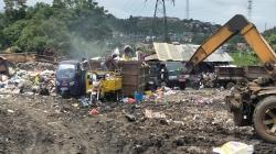 TPA Sarimukti Masih Bermasalah, Ratusan Ton Sampah Berserakan di KBB