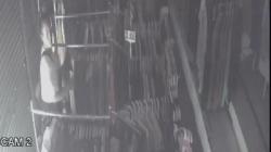 Terekam CCTV, Emak-emak di Purwakarta Nekat Curi Baju saat Pemilik Toko Lengah<