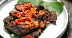 Mengenal Dendeng Khas Sumatera Barat yang Enak, Ternyata Ada Banyak Jenisnya!