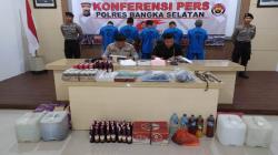 Polisi Amankan Ratusan Botol Miras Ilegal di Bangka Selatan