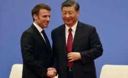 Prancis Minta Bantuan China Bujuk Rusia Akhiri Perang di Ukraina