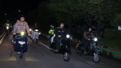 Cegah Balap Liar dan Tawuran, Kapolres Ngawi dan Bupati Patroli Sahur Naik Skuter 