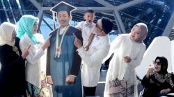 Meninggal di Usia Muda, Ridwan Kamil Ibaratkan Eril Bunga yang Mekar Sempurna<