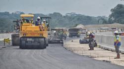Jalan Tol Cisumdawu Hanya Boleh Dilewati Siang Hari, Ini Alasannya<