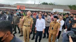 Momen Jokowi dan Ganjar Kunjungi Pasar Boyolali, Warga Teriak Histeris