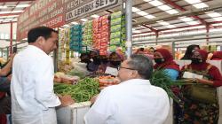 Jokowi Cek Harga Kebutuhan Pokok di Pasar Cepogo Boyolali, Ini Hasilnya