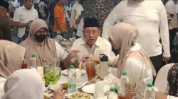 Bebas dari Penjara, Anas Disambut Keluarga dan Angelina Sondakh