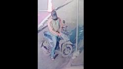 Pencuri Motor Beraksi di Pesantren Persis Tarogong Garut Terekam CCTV