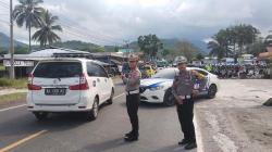H-7 Lebaran, Ribuan Kendaraan Pemudik Melintas di Jalur Limbangan Garut