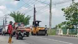 Selesai Diperbaiki, Jalan di Sukoharjo Mulai Ramai Dilewati Pemudik<