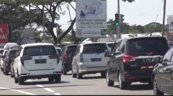 H-5 Lebaran, Ribuan Kendaraan Tujuan Purwokerto-Yogyakarta Padati Gerbang Tol Pejagan 