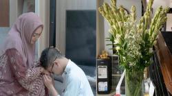 Tradisi Lebaran di Bandung, Seikat Bunga Sedap Malam Hiasi Ruang Tamu<