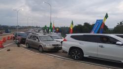 Wisatawan Padati Sukabumi, Antrean Kendaraan dari Parungkuda hingga Cibadak <