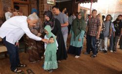  Ganjar Kenang Masa Kecil di Tawangmangu: Mandi di Sungai hingga Main Layangan