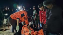 1 Korban Hilang di Pantai Batu Bentang Ditemukan Tewas, 1 Masih Dicari 