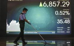 IHSG Hari Ini Dibuka Stagnan, BMRI dan BBRI Jadi Market Movers 