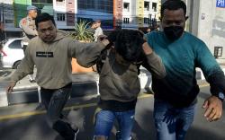 Peringatan Hari Buruh di Makassar Ricuh, 5 Mahasiswa Diamankan Polisi