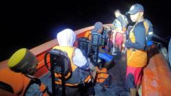 Perahu Patah Kemudi, 5 Nelayan Diselamatkan Basarnas Maumere usai Terombang-ambing