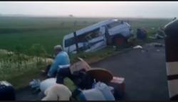 Kecelakaan Beruntun 4 Kendaraan di Jalur Songgom Pejagan Brebes, 2 Orang Luka Berat