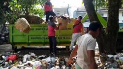 Pascalibur Lebaran, Wisatawan Tinggalkan Ribuan Ton Sampah di Pantai Pangandaran<