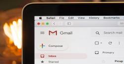 Centang Biru Hadir di Gmail, Disisipkan di Akun Pengirim 