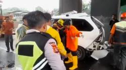 Kecelakaan Beruntun di Gerbang Tol Cikupa Banten, Korban Luka Dievakuasi ke RS<