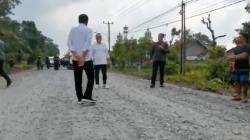 Senyum Presiden Jokowi saat dengar Jawaban Warga Jalan Rumbia Diperbaiki 2 Hari yang lalu
