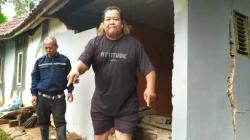 Sosok Otong Sutarman, Kades Saguling Ciamis Viral karena Ngamuk Ternyata Arjuna<