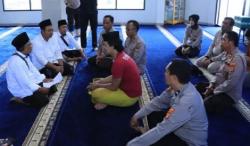 Kisah Tahanan Narkoba Masuk Islam, Sering Lihat Teman Satu Sel Salat hingga Dengar Ceramah