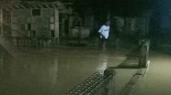 Banjir Purabaya Sukabumi akibat Hujan Deras, 25 Rumah Terendam dan Jalan Lumpuh<
