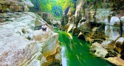 4 Tempat Wisata di Tasikmalaya, Ada Tonjong Canyon Cipatujah yang Mirip Green Canyon di Arizona