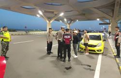 Demi Konten Video di Medsos, 2 Mahasiswa Nekat Kemudikan Mobil di Bandara YIA Tanpa TNKB<