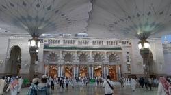 Fakta Menarik Payung Masjid Nabawi yang Ikonik, Ternyata Bisa Turunkan Suhu Lho!